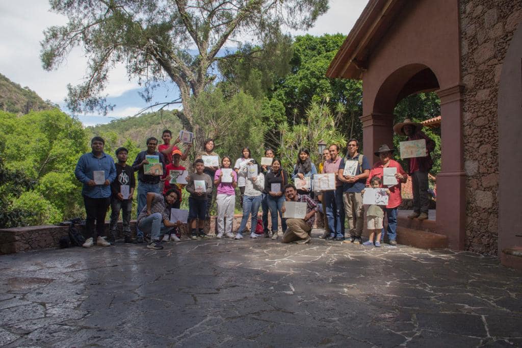 Visita del Colectivo 'Urban Sketchers' a Taxco Explorando la Escuela de Educación Artística y el Centro Cultural