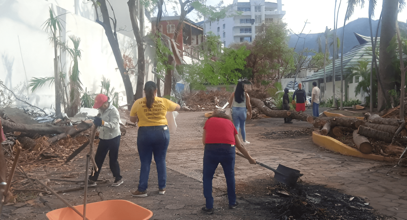 Renovando Espacios Esfuerzos Conjuntos para el Resurgimiento de Acapulco