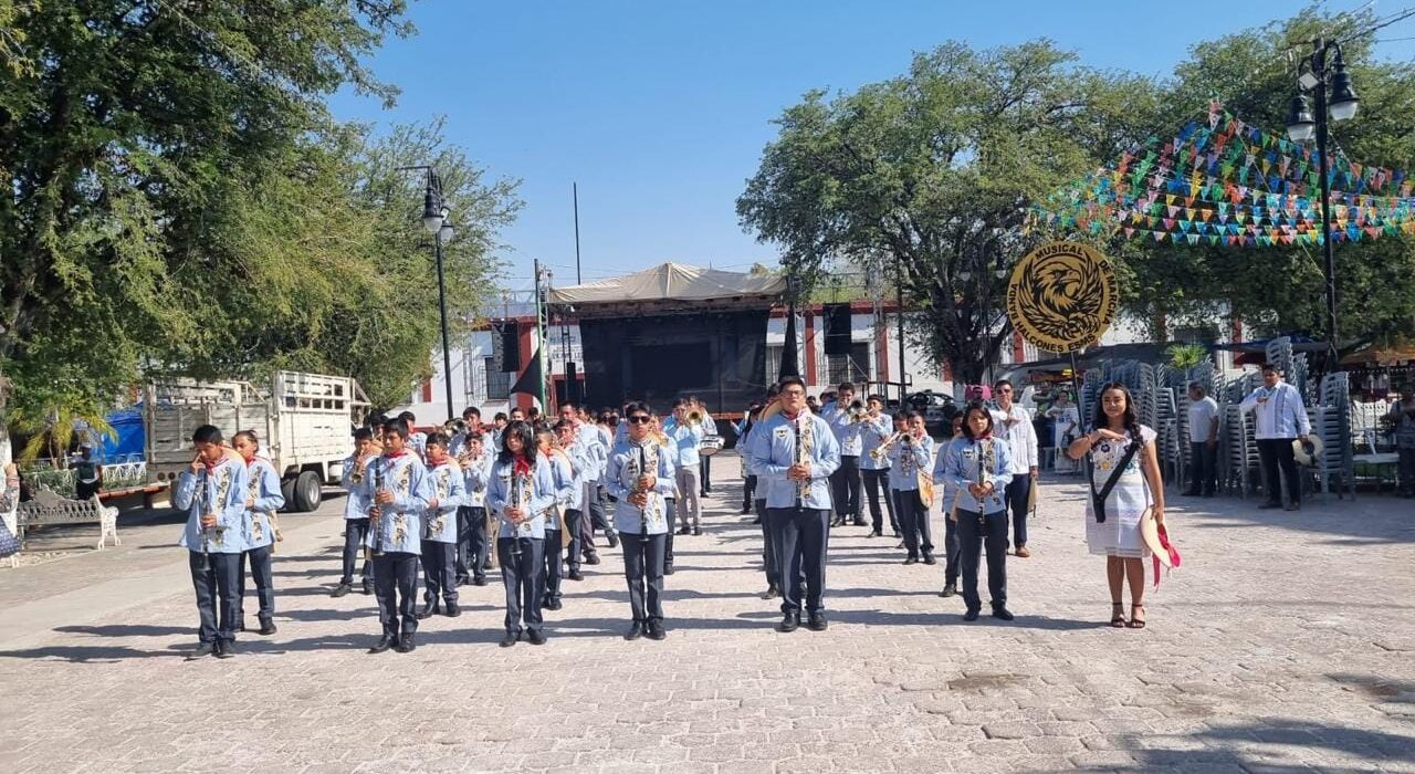 Homenaje al Legado Revolucionario en Huitzuco de los Figueroa