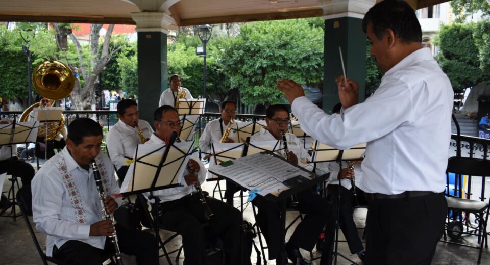 Música en el Zócalo de Chilpancingo Tradición y Encanto Cultural