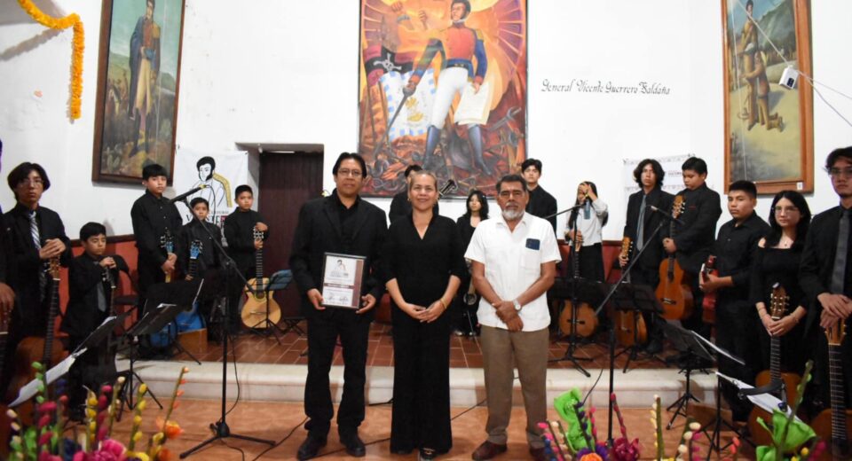 Concierto de Cuerdas “Tixtlan” Destaca en la Semana Académica y Cultural Vicente Guerrero 2024