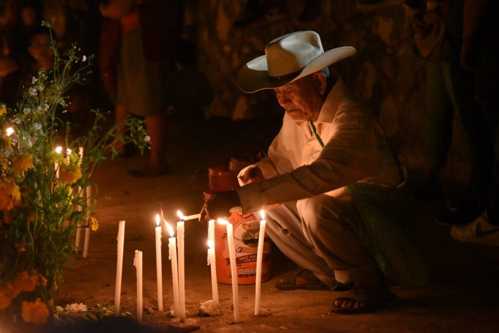 “El Encuentro de Almas: La Deslumbrante Tradición de Huitziltepec en Guerrero”