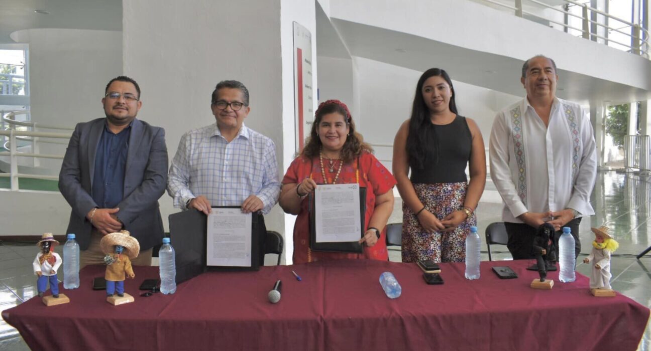 Firma de Convenio para Promover la Cultura en el Parque Acuático CICI Acapulco